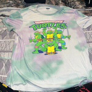 tee shirt